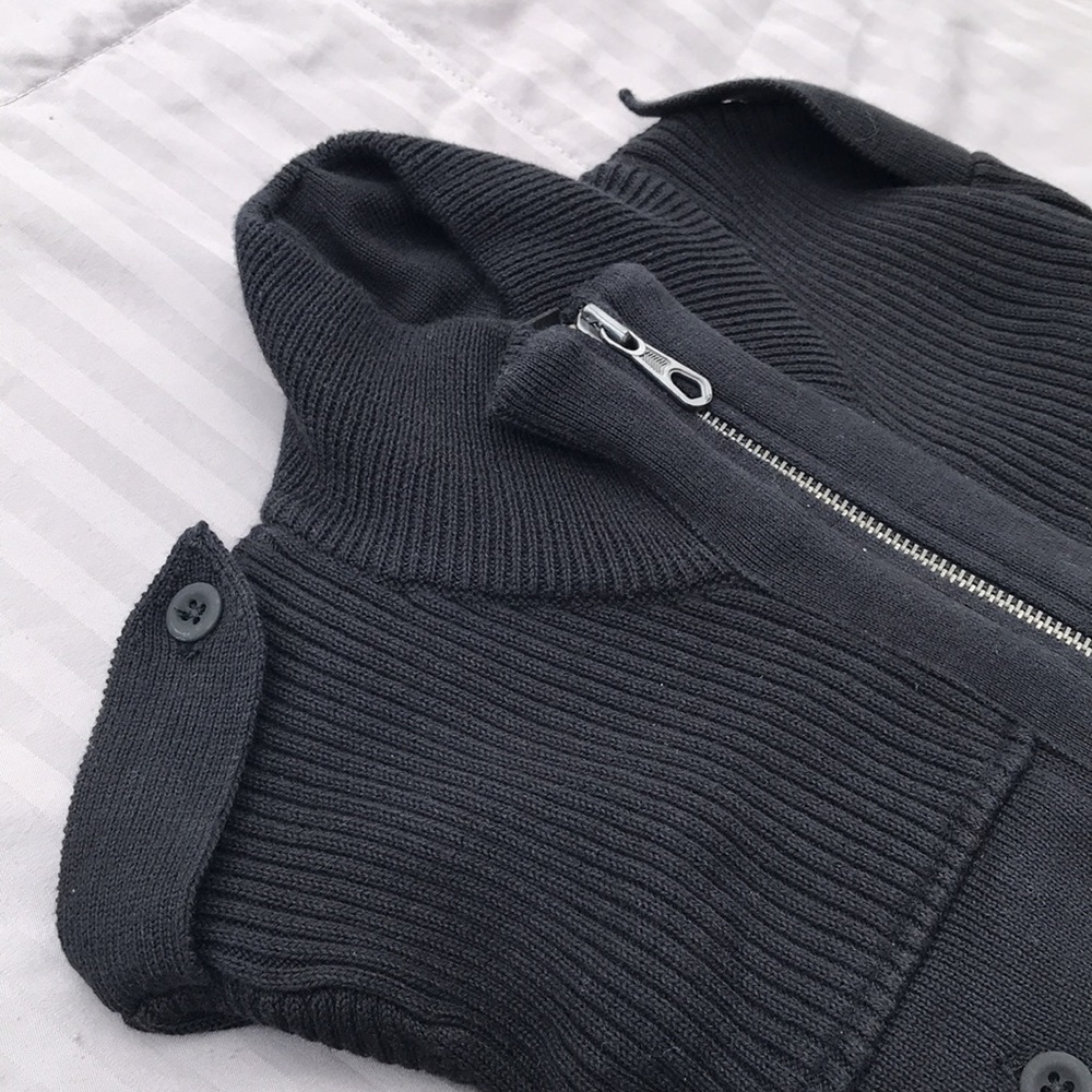 NWT!!! EXPRESS Full- Zip front, mock neck sweater. Size M . Color Black . - Picture 3 of 6